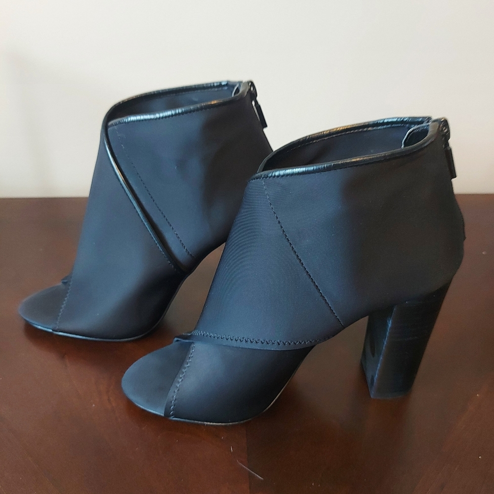 Fabric shootie